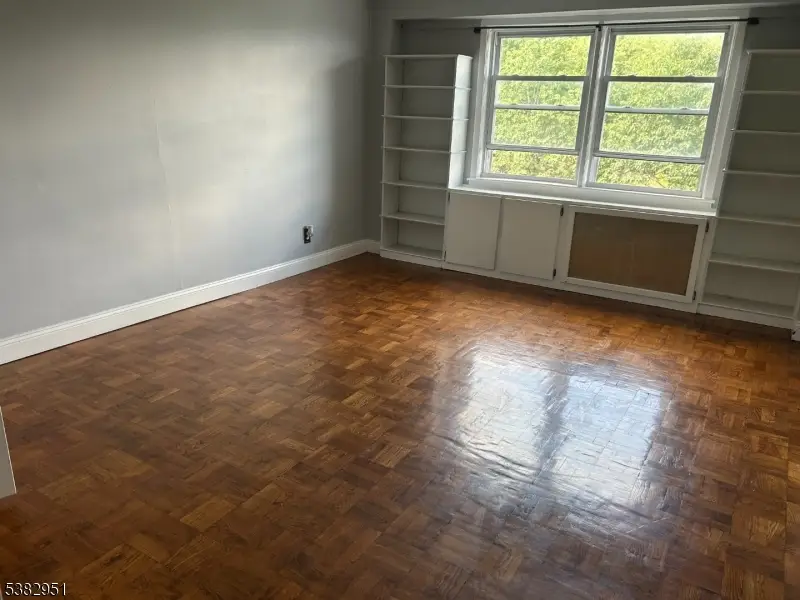 415 Claremont Ave #6A, Montclair, NJ 07042 - #3