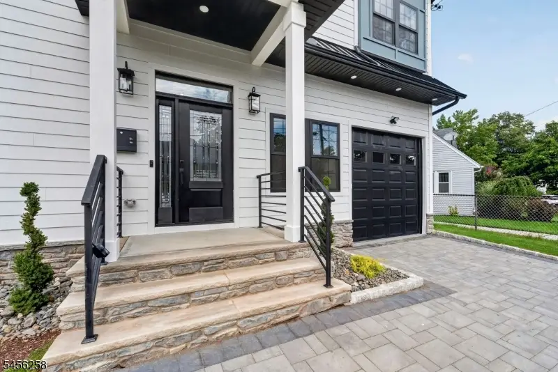 229 East Ln, Clark, NJ 07066 - #3