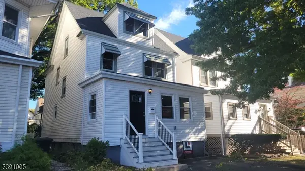 94 Sanford St, East Orange City, NJ 07018