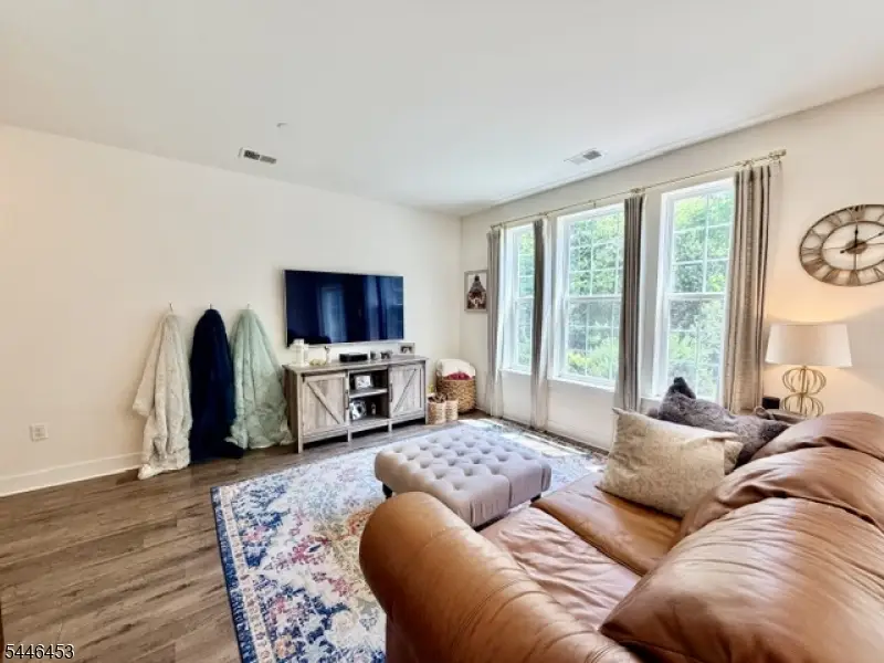 403 Parkview Ln #403, White Meadow Lake, NJ 07866 - #3