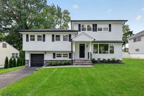 15 Haussler Ter, Clifton City, NJ 07013
