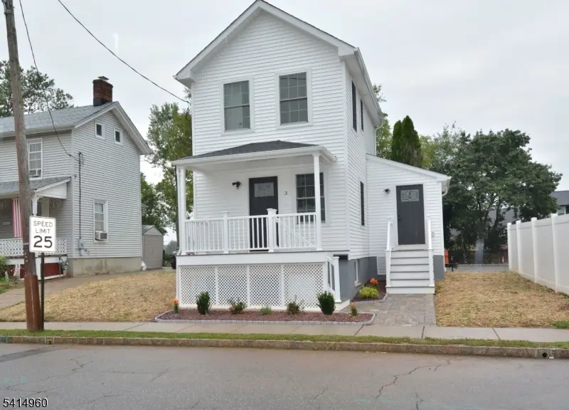 3 Brown St, Flemington, NJ 08822 - #1