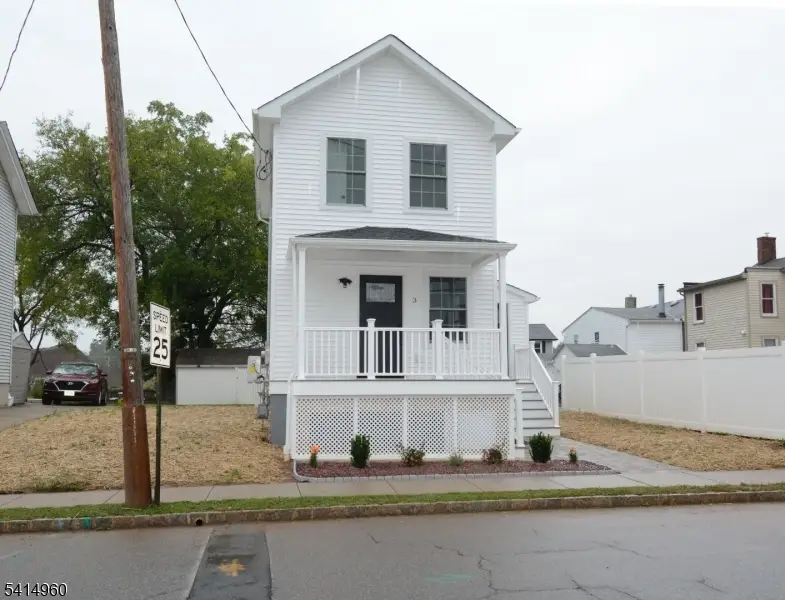 3 Brown St, Flemington, NJ 08822 - #2