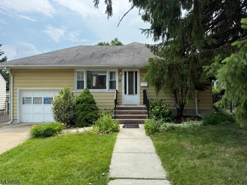 301 Valley Rd, Clifton, NJ 07013 - #1