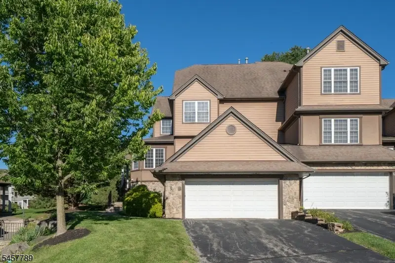 32 Havenhill Rd, Hardyston, NJ 07419 - #1