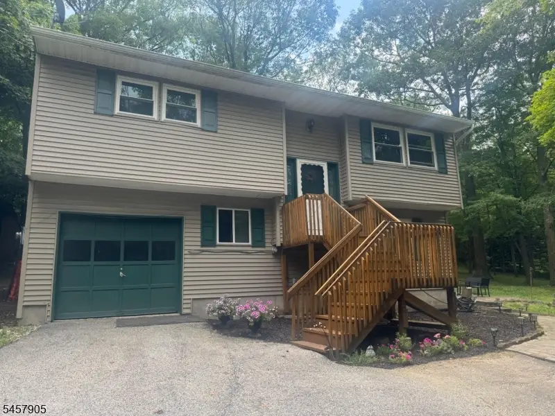 88 Wawayanda Rd, Vernon, NJ 07422 - #1