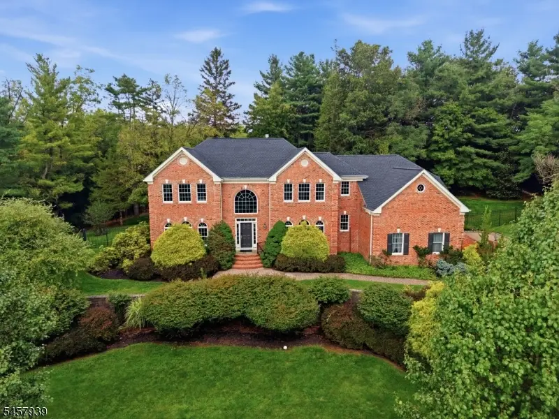 6 Oakridge Rd, Clinton, NJ 08801 - #1