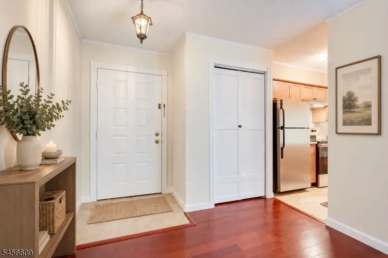 6 Norwich Pl, Franklin, NJ 08873 - #2