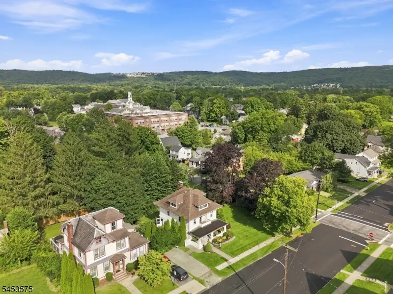 407 Monroe St, Hackettstown, NJ 07840 - #3