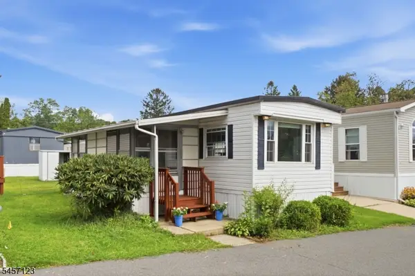 195 W Main St, Unit J #J, Chester Boro, NJ 07930