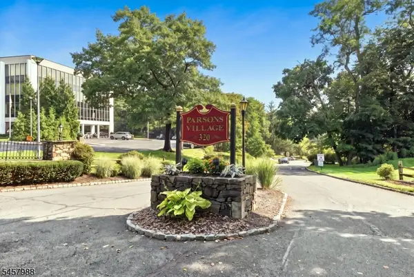 320 South Street #6L, Morristown Town, NJ 07960