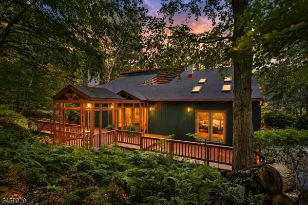 5 Apgar Way, Tewksbury Twp., NJ 08833