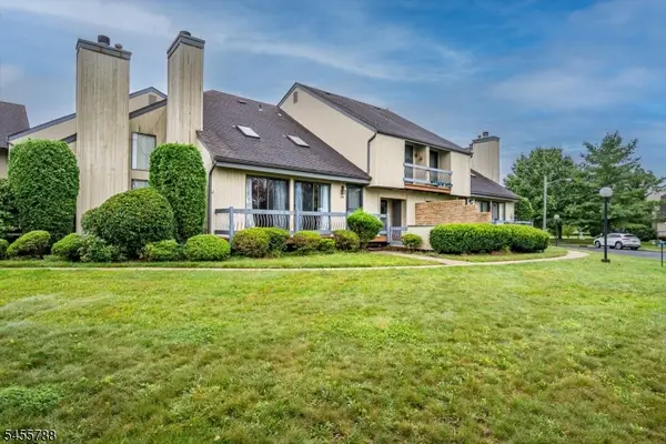 59 Woodhill St, Franklin Twp., NJ 08873