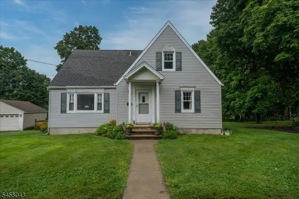 7 Ridgewood Rd, Franklin Boro, NJ 07416