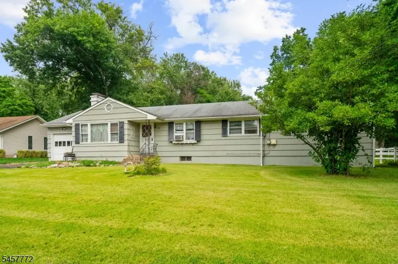 94 Woodlawn Ave, Bridgewater, NJ 08807 - #2