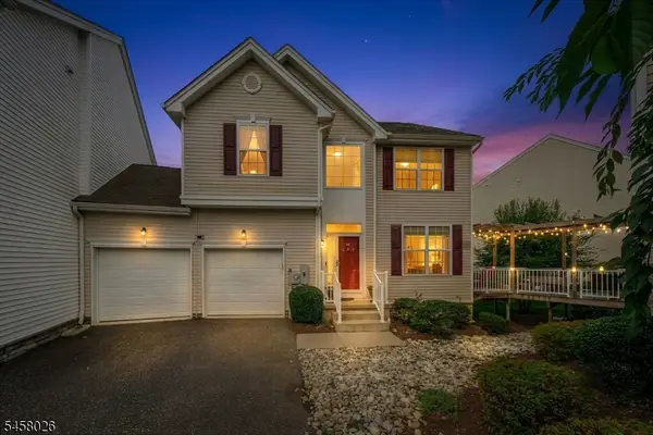 96 Sowers Dr, Mount Olive Twp., NJ 07840