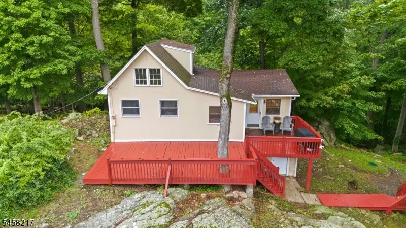 376 Maxim Dr, Hopatcong, NJ 07821 - #1