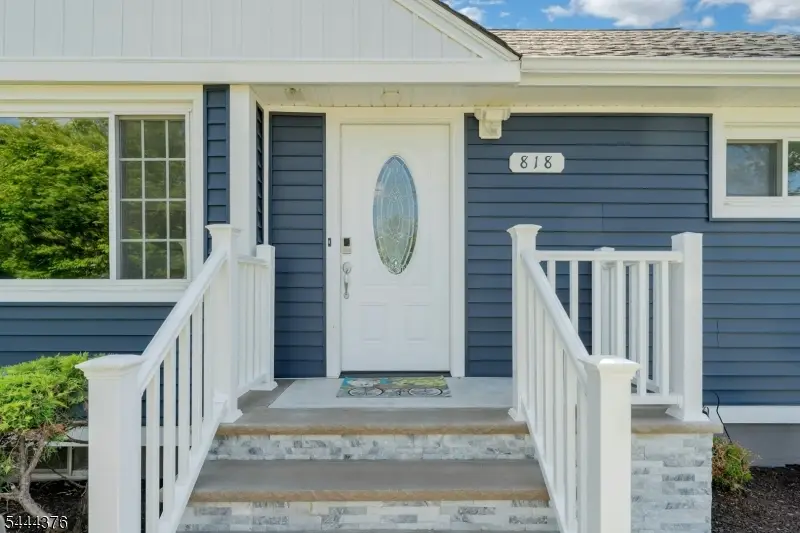 812 Sterling St, Plainfield, NJ 07062 - #2