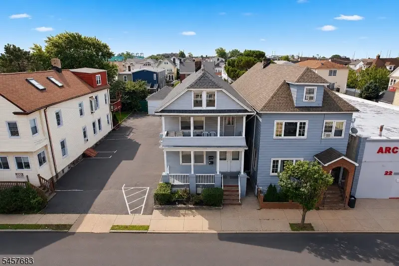 18 S 7th St, Elizabeth, NJ 07202 - #1