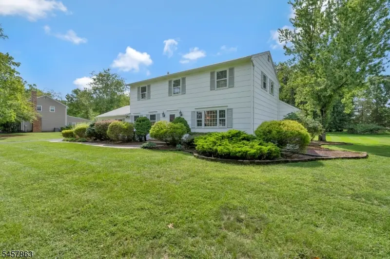258 Dutch Farm Rd, Bridgewater Center, NJ 08807 - #2