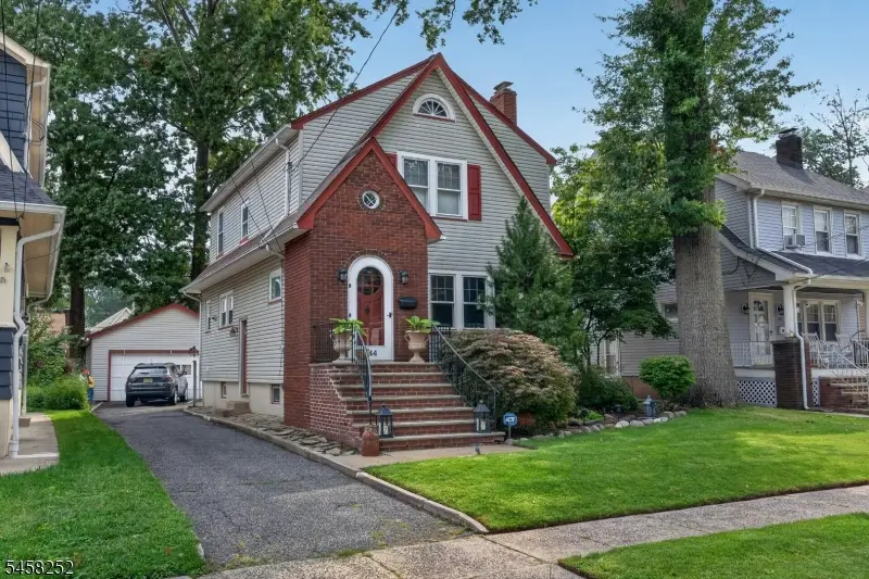 544 W Meadow Ave, Rahway, NJ 07065 - #2