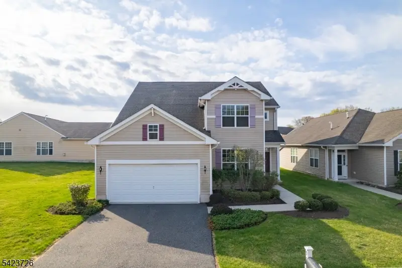 90 Schindler Ct, Franklin, NJ 08873 - #1