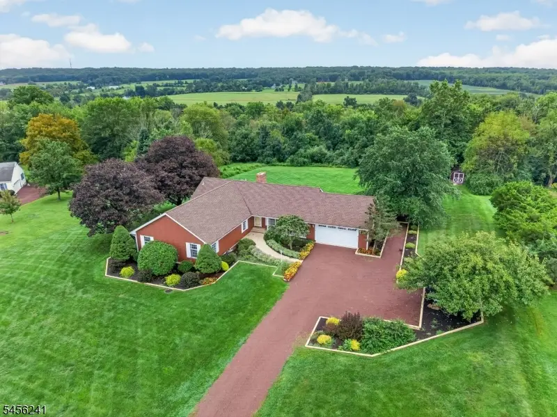 8 Meadowlark Way, East Amwell, NJ 08551 - #2