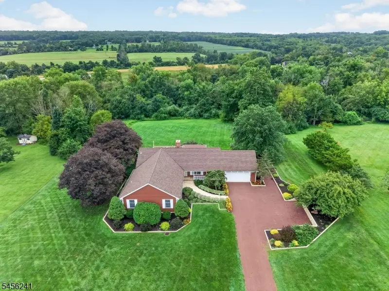 8 Meadowlark Way, East Amwell, NJ 08551 - #3