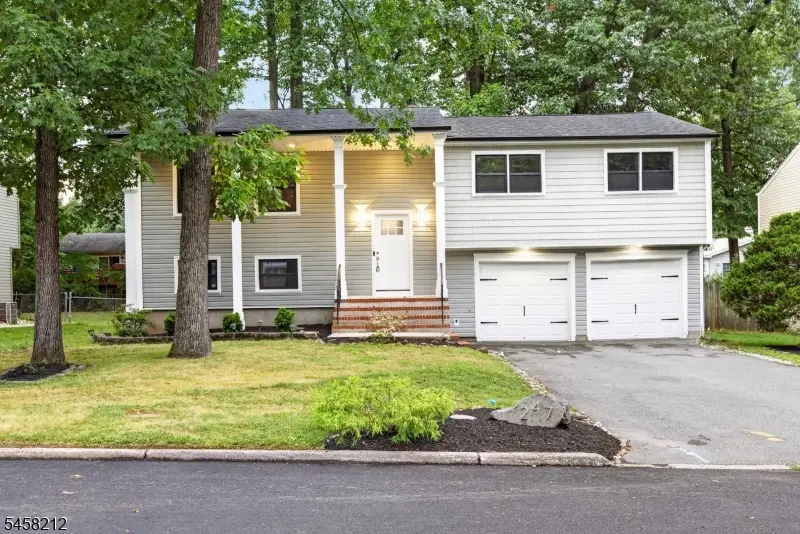 247 Farragut Rd, North Plainfield, NJ 07062 - #1