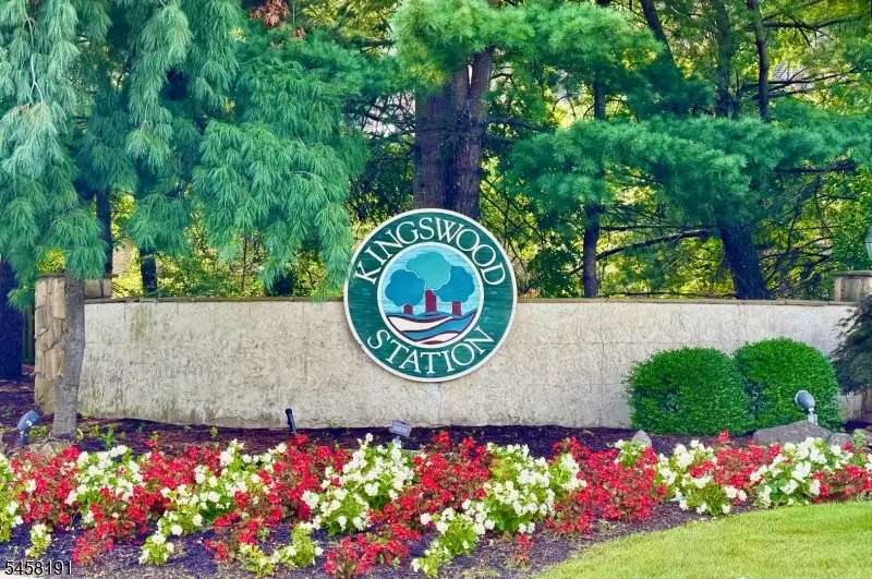 2704 Commons At Kingswood Dr #2704, East Brunswick, NJ 08816 - #3