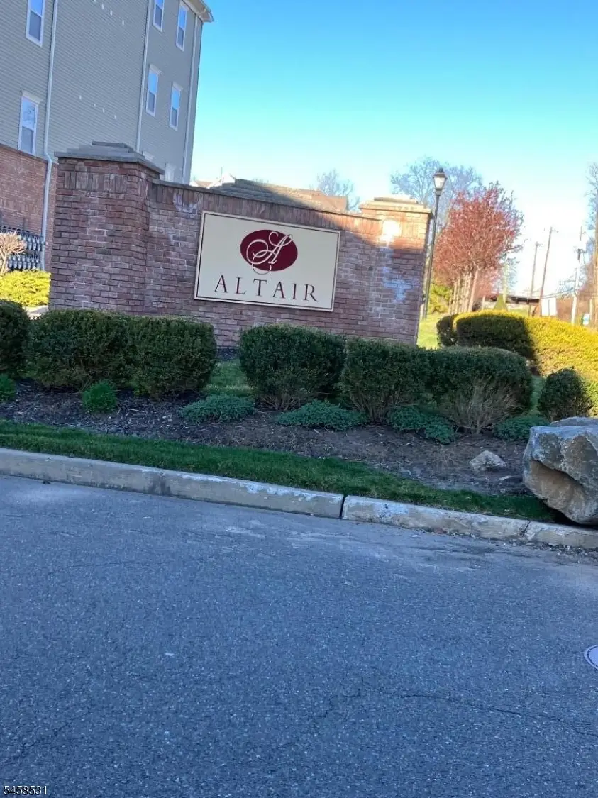 4148 Cory Ln #4148, Elmwood Park, NJ 07407 - #1