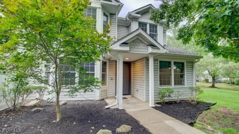 8 Forden Ct, Sayreville, NJ 08872 - #1