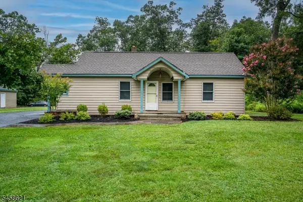 122 Cortelyous Lane, Franklin Twp., NJ 08873