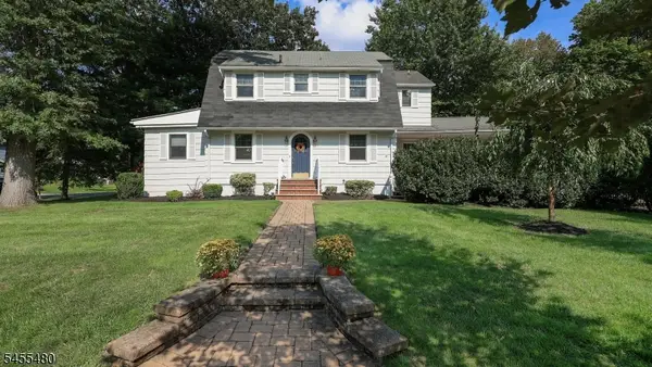 209 Midwood Pl, Westfield Town, NJ 07090
