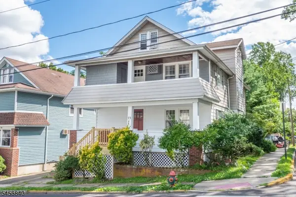 73 Buschmann Ave, Haledon Boro, NJ 07508