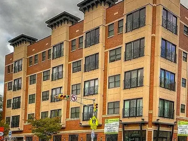 105-107 Broad Street #205, Newark City, NJ 07104
