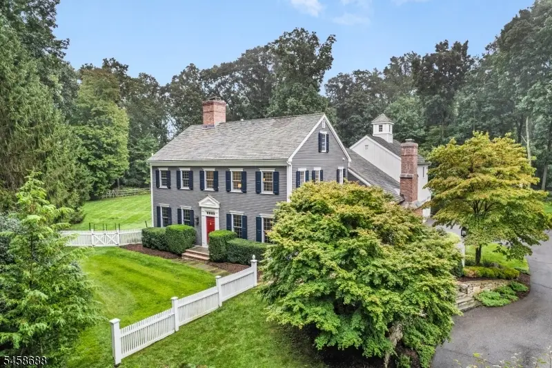 7 Red Oak Row, Chester, NJ 07930 - #1