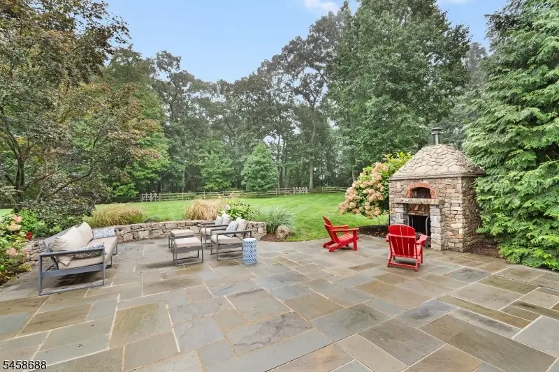 7 Red Oak Row, Chester, NJ 07930 - #3