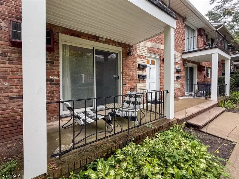 320 South St #E, Morristown, NJ 07960 - #2