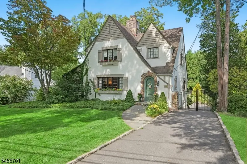 176 Canoe Brook Pkwy, Summit, NJ 07901 - #2