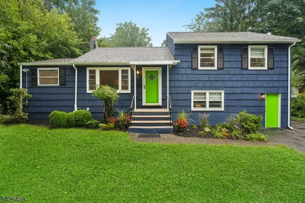 30 James St, Montclair Twp., NJ 07042