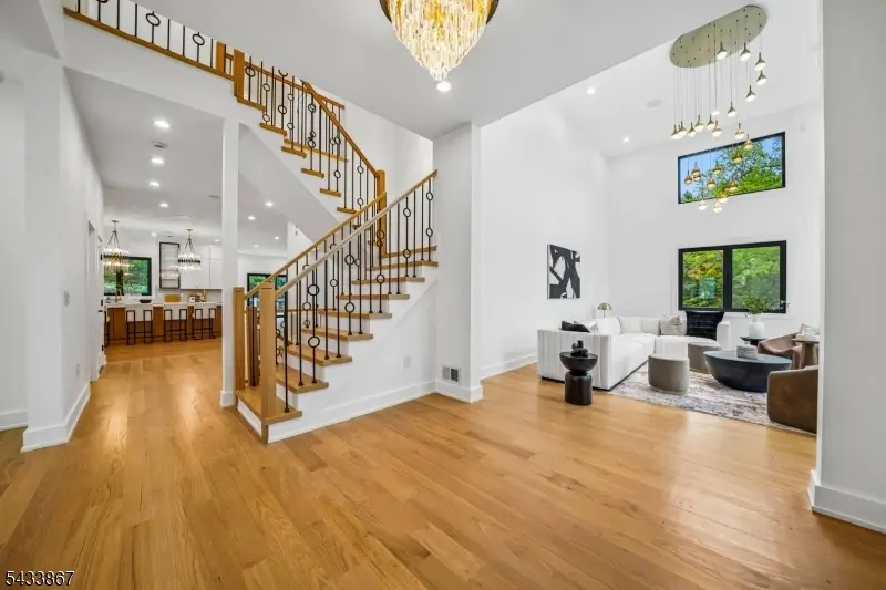 6 Cambridge Dr, Short Hills, NJ 07078 - #2