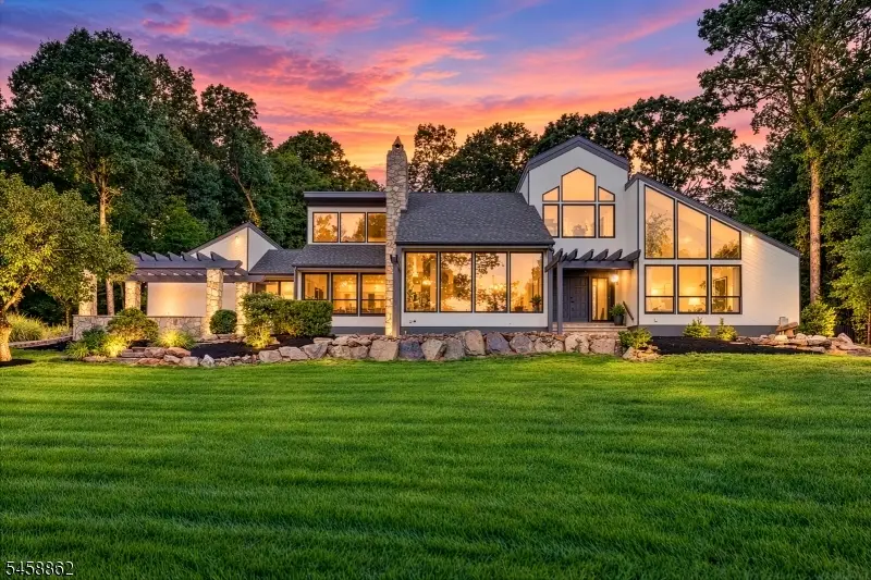 525 Johnston Dr, Watchung, NJ 07069 - #1