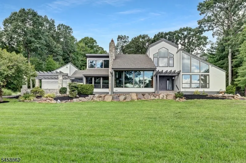 525 Johnston Dr, Watchung, NJ 07069 - #3