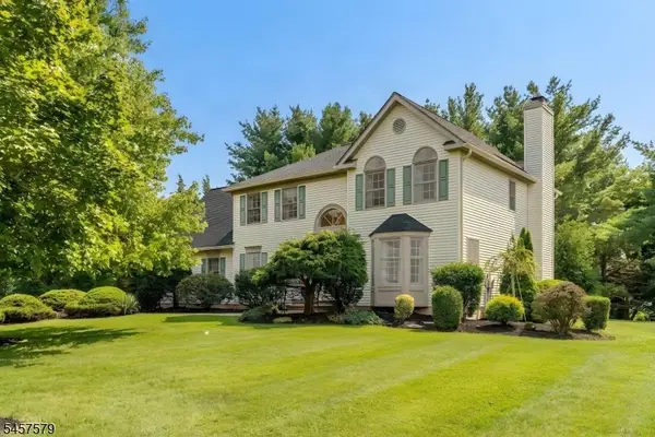 12 Poppy Dr, Hillsborough Twp., NJ 08844