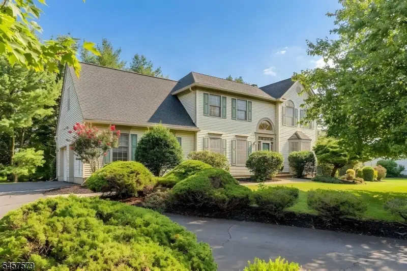 12 Poppy Dr, Blackwells Mills, NJ 08844 - #2