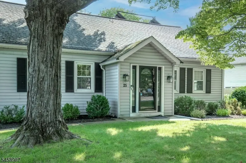 25 Fairview Dr E, Bernards, NJ 07920 - #1