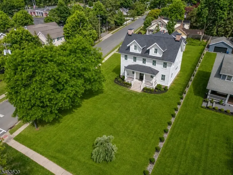 30 E Main St, Mendham, NJ 07945 - #3
