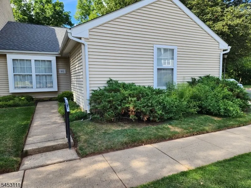 91 Stonehedge Ct #91, Franklin, NJ 08873 - #1