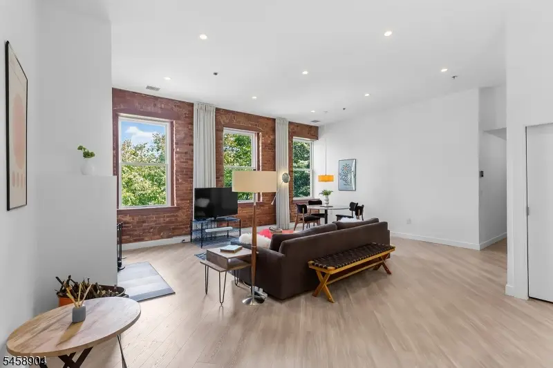 260 Main St #313, Singac, NJ 07424 - #3